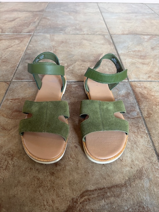 Sorel Shoes - Women's Sorel Olive Green Suede Ankle-Strap Sandals (9.5)